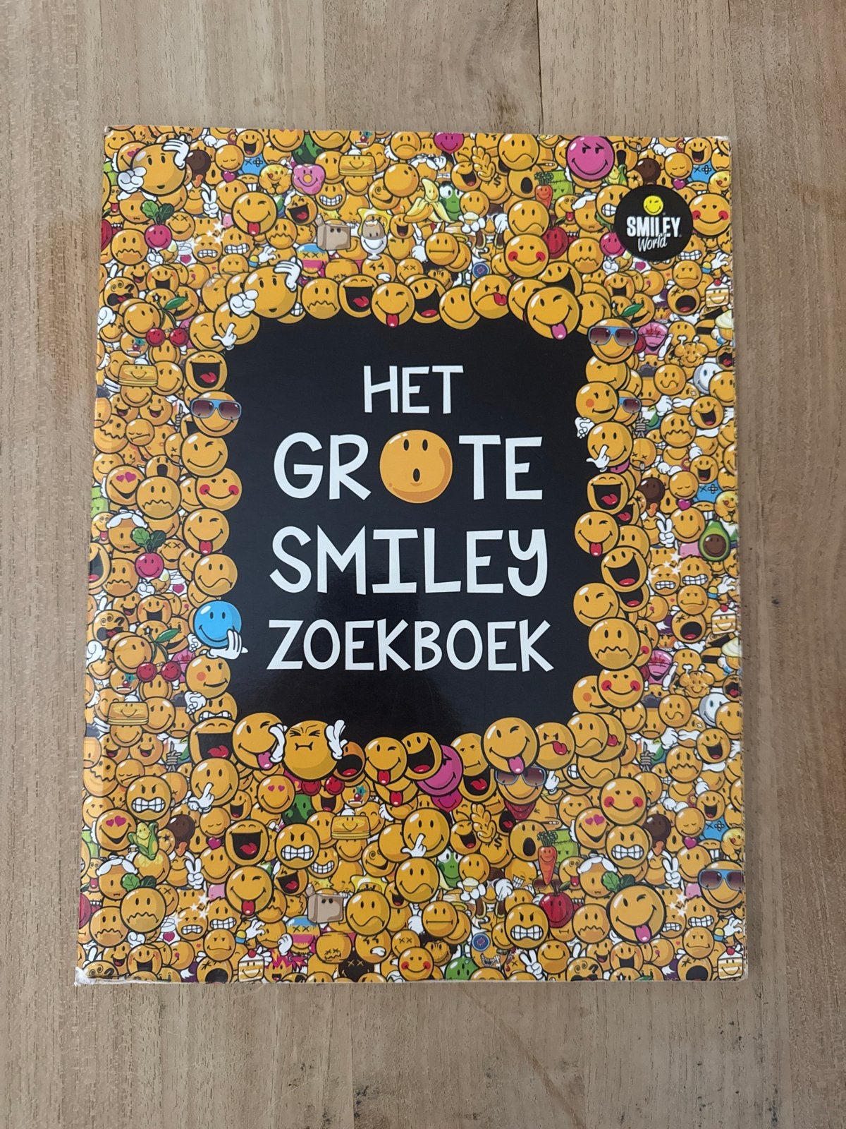Het Grote Smiley Zoekboek - Urenlang zoekplezier!, Ophalen of Verzenden, Zo goed als nieuw, Non-fictie