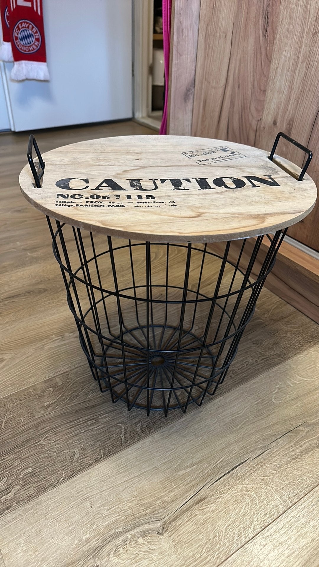 Tafel / opberg mand, Huis en Inrichting, Woonaccessoires | Schalen en Manden, Ophalen, Gebruikt, Rond, Riet
