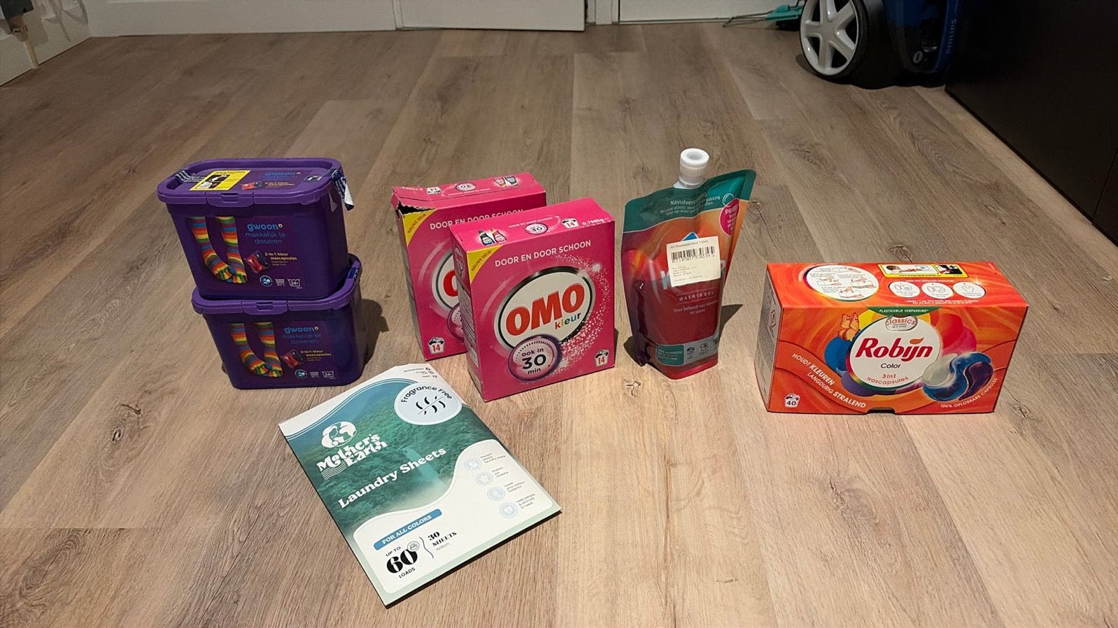 Wasmiddel omo, robijn, gwoon, Ophalen of Verzenden, Zo goed als nieuw