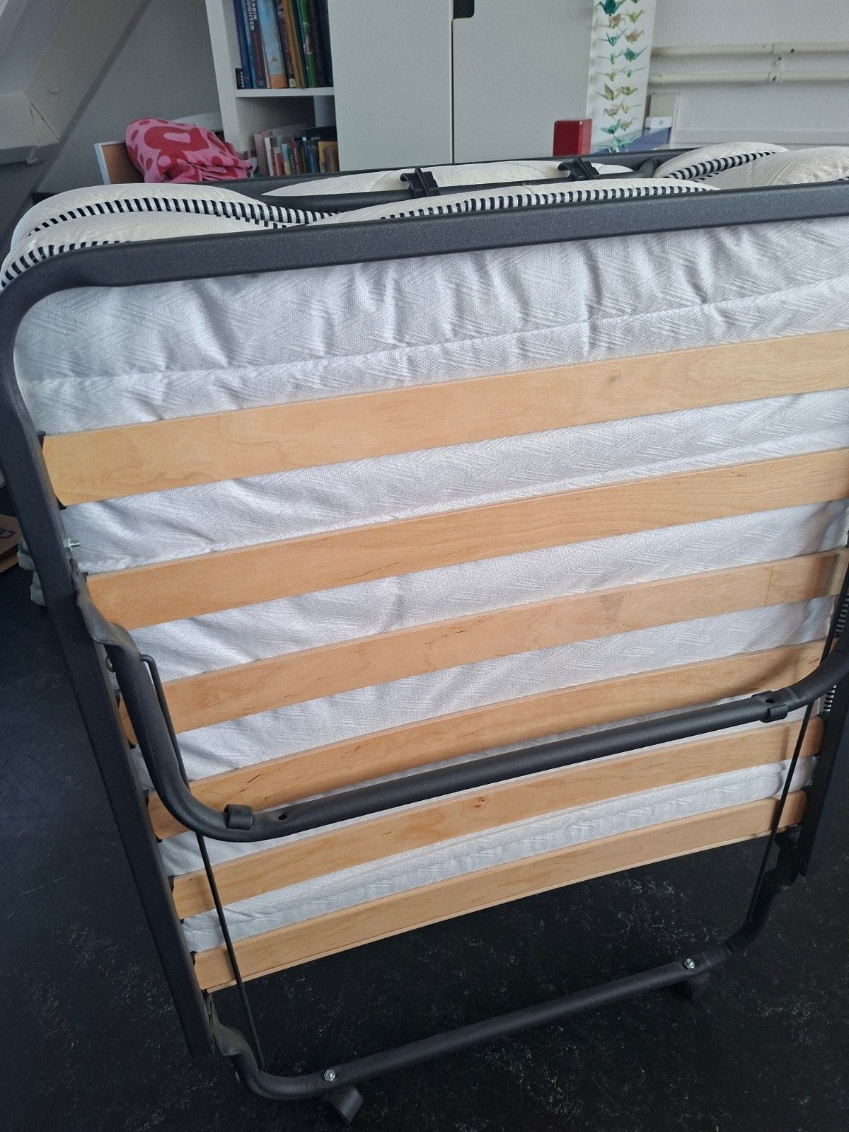 Vouwbed met matras - 170x77x10 cm, Ophalen, Gebruikt, 190 cm of minder, Eenpersoons