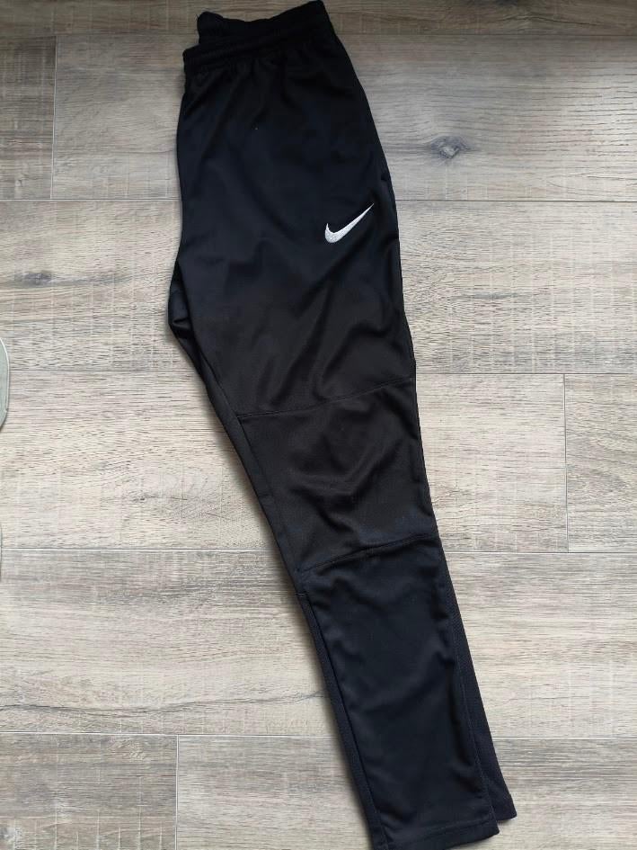 Nike Dri-fit Park 20 jongens trainingsbroek, Gebruikt, Sport- of Zwemkleding, Ophalen of Verzenden, Nike