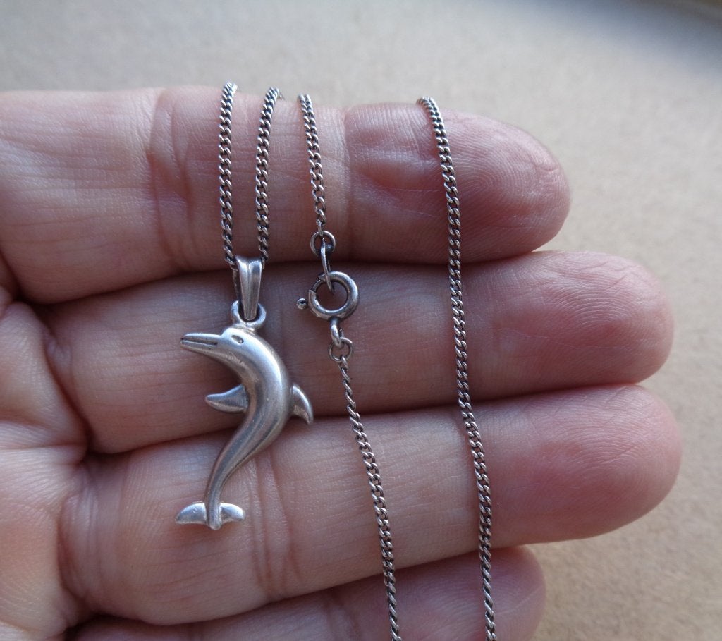 zilveren ketting met dolfijn hanger [289], Met hanger, Ophalen of Verzenden, Zo goed als nieuw, Zilver