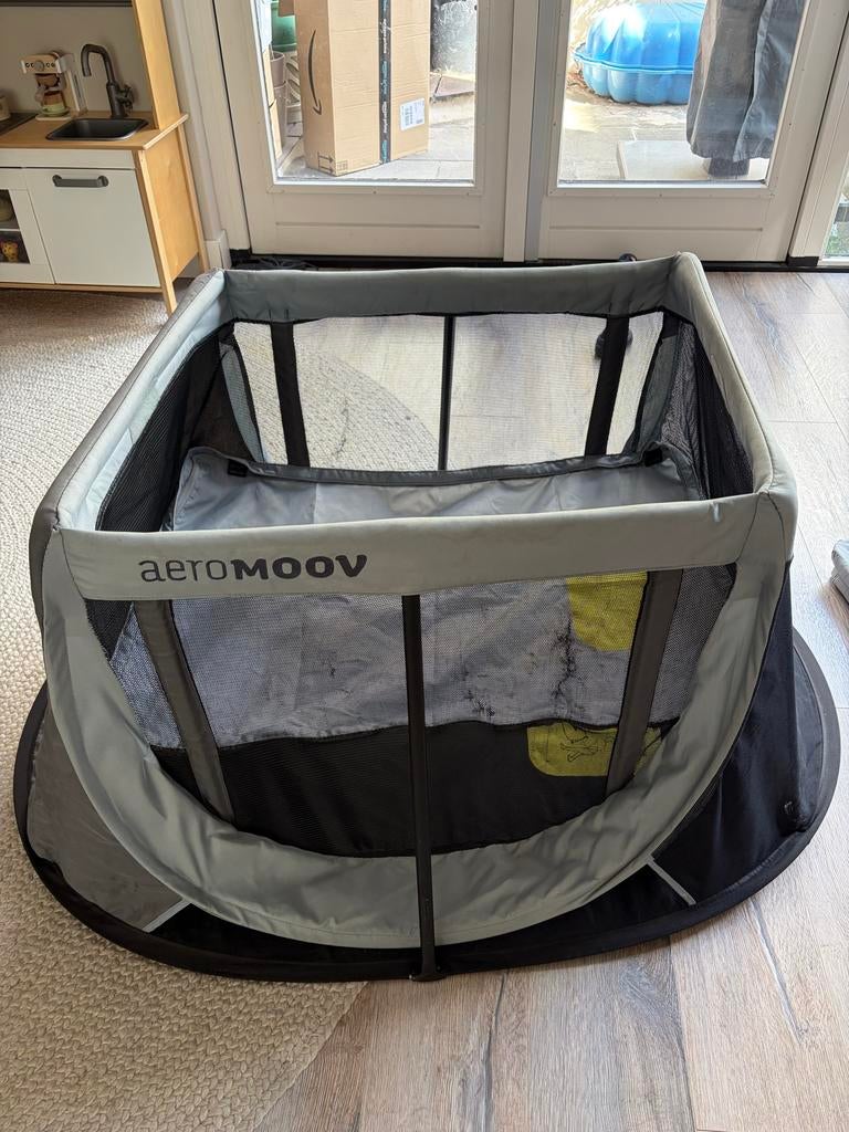 Aeromoov Instant Reisbed Pop-Play-Sleep, Kinderen en Baby's, Babywiegjes en Ledikanten, Ophalen, Gebruikt, Reisbedje