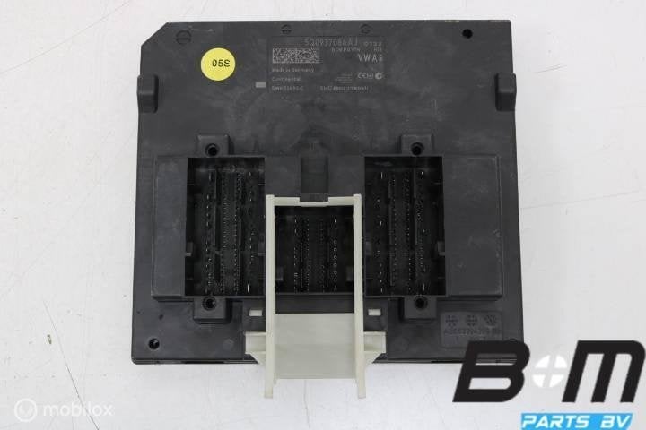 BCM (Boordnetregelapparaat) VW Golf 7 5Q0937084AJ, Gebruikt