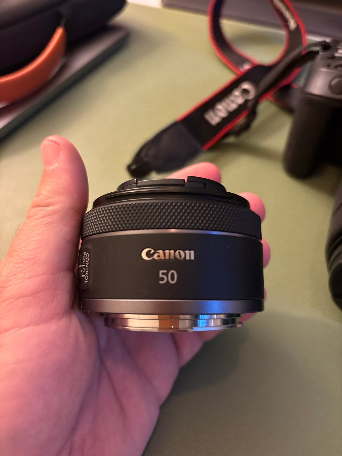 Canon EOS R6 met RF 50mm f/1.8 STM lens en accessoires, Audio, Tv en Foto, Fotografie | Lenzen en Objectieven, Ophalen, Canon