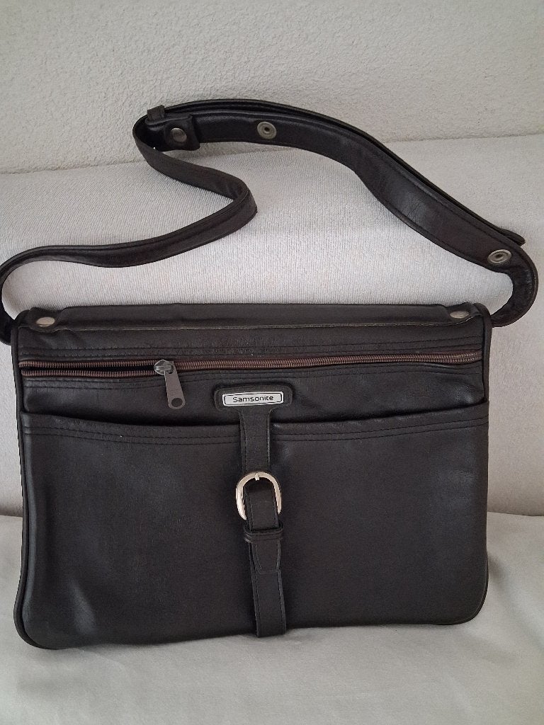 royale Samsonite reistas D / H, Sieraden, Tassen en Uiterlijk, 30 cm of meer, Gebruikt, Bruin, Minder dan 40 cm