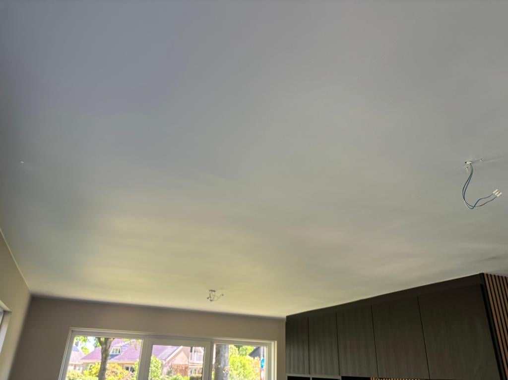 Stukadoors of airless spuitwerk wij staan voor uw klaar✅, Stucwerk