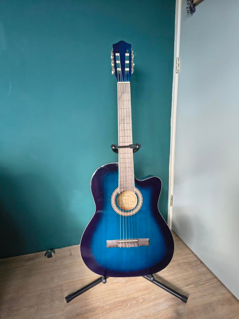 Blauwe gitaar, Ophalen, Zo goed als nieuw, Klassieke of Spaanse gitaar