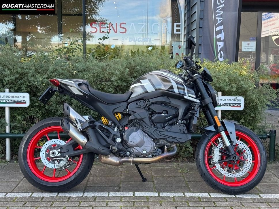 DUCATI Monster + 937 (bj 2022) 26.028 km, DUCATI, 2 cilinders, 468 cc, Motorrijbewijs A