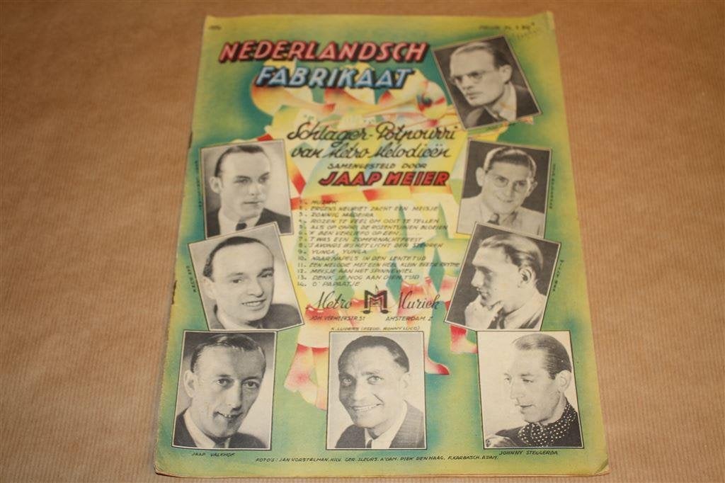 Nederlandsch fabrikaat. Schlager-potpourri van Metro., Gebruikt, Zang, Ophalen of Verzenden, Artiest of Componist