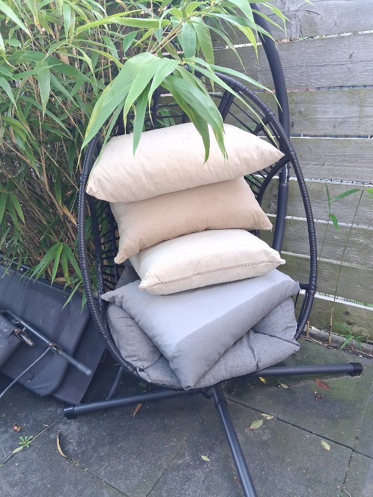 Tuinkussens, Ophalen, Gebruikt