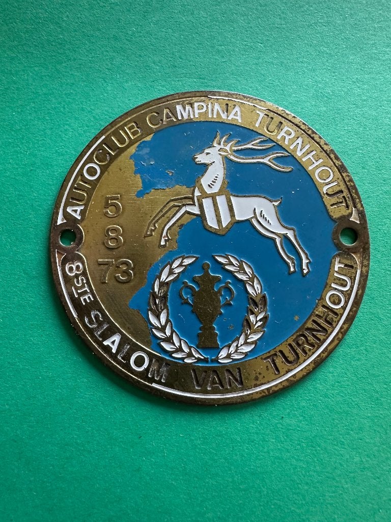 Mooi Autoclub Campina Turnhout badge. Voor Uw Oldtimer., Ophalen of Verzenden, Gebruikt, Overige typen