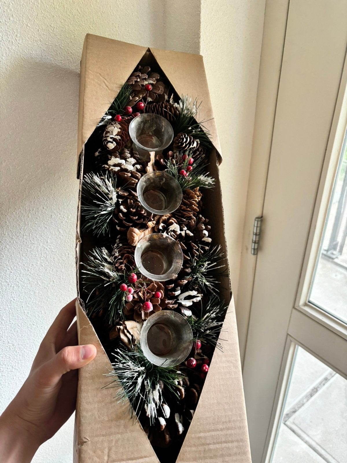 Kerst decoorstuk, Ophalen