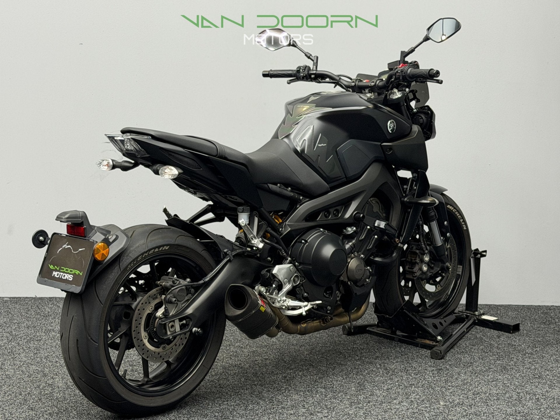 Yamaha MT-09 ABS | Akrapovic | QuickShift | Ohlins | 2018 |, Motoren, Traction Control, Info@vandoornmotors.nl, Kraaivenstraat 23-5
5048AB  TILBURG, NL