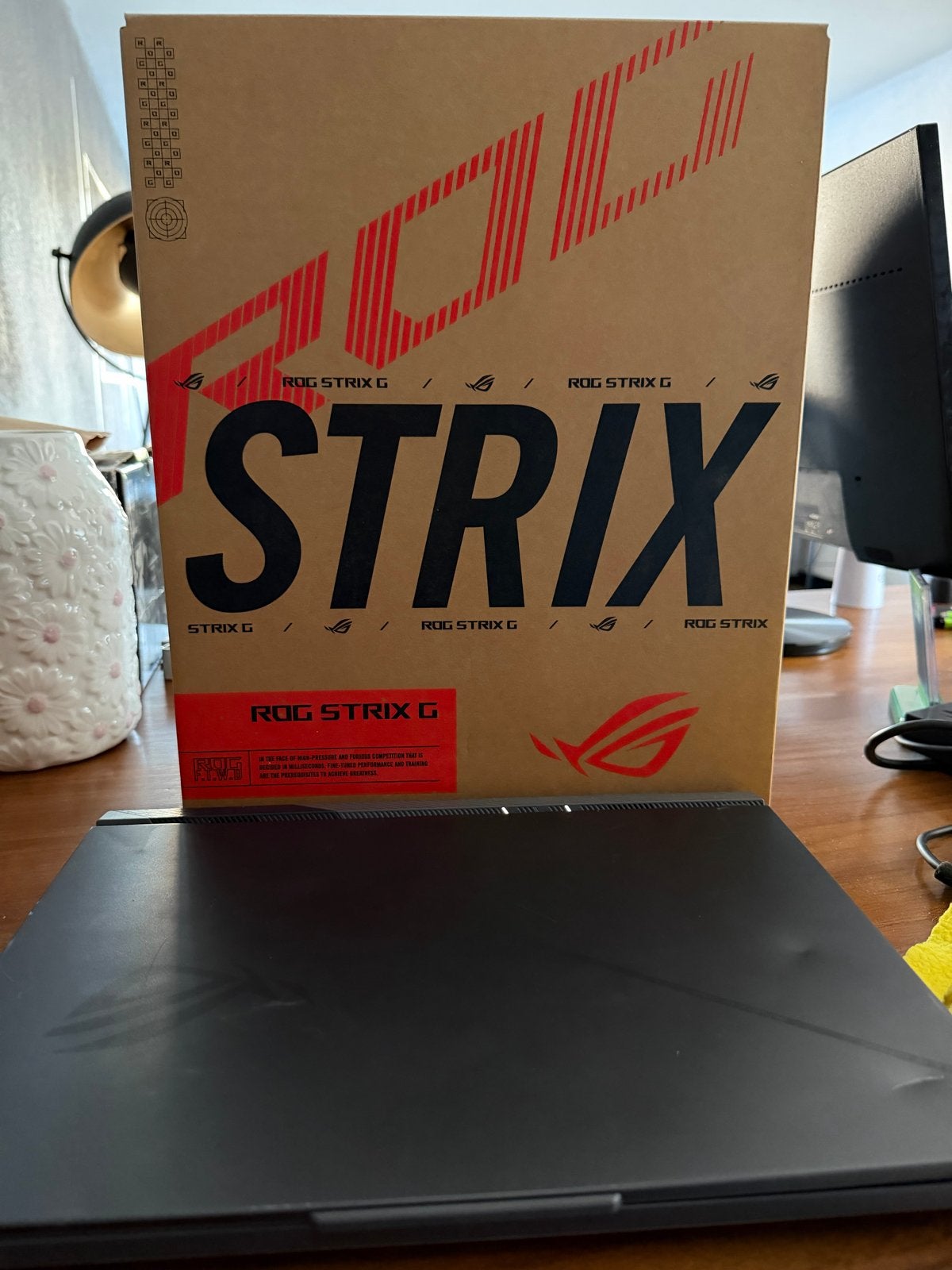 ASUS ROG Strix G16 i9-14900HX RTX 4070 32GB 1TB Windows 11, Ophalen, Gebruikt, Met videokaart, Gaming