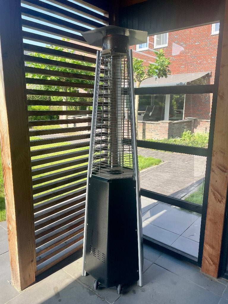 Terrasverwarmer piramide, Ophalen, Gebruikt, Gas, Vloer