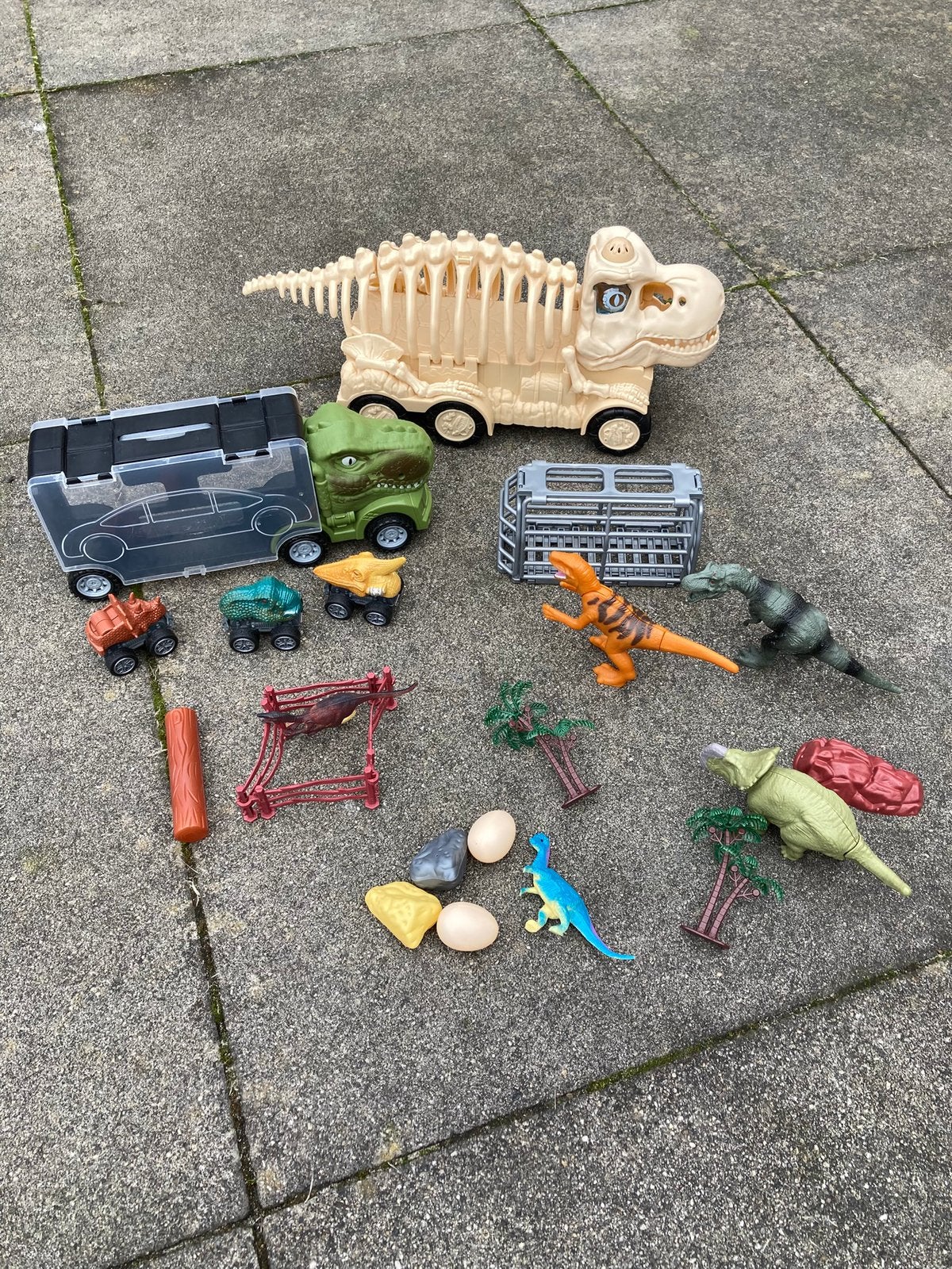 Dino’s speelgoed pakket, auto’s en losse dino’s, Ophalen of Verzenden, Zo goed als nieuw