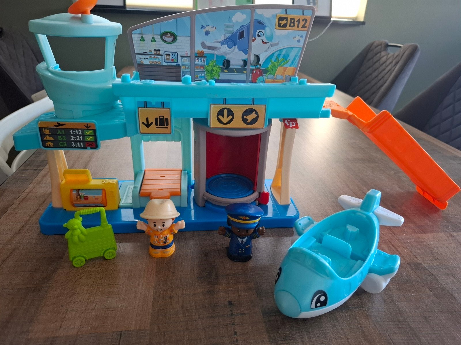 Fisher-Price Little People Vliegveld Speelset, Ophalen, Gebruikt, Jongen of Meisje