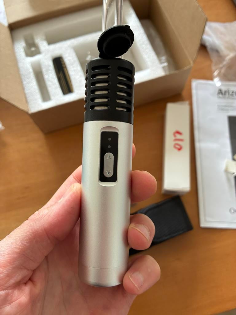 Arizer Air Vaporizer portable weinig gebruikt, Ophalen of Verzenden, Zo goed als nieuw, Sigarenbandjes