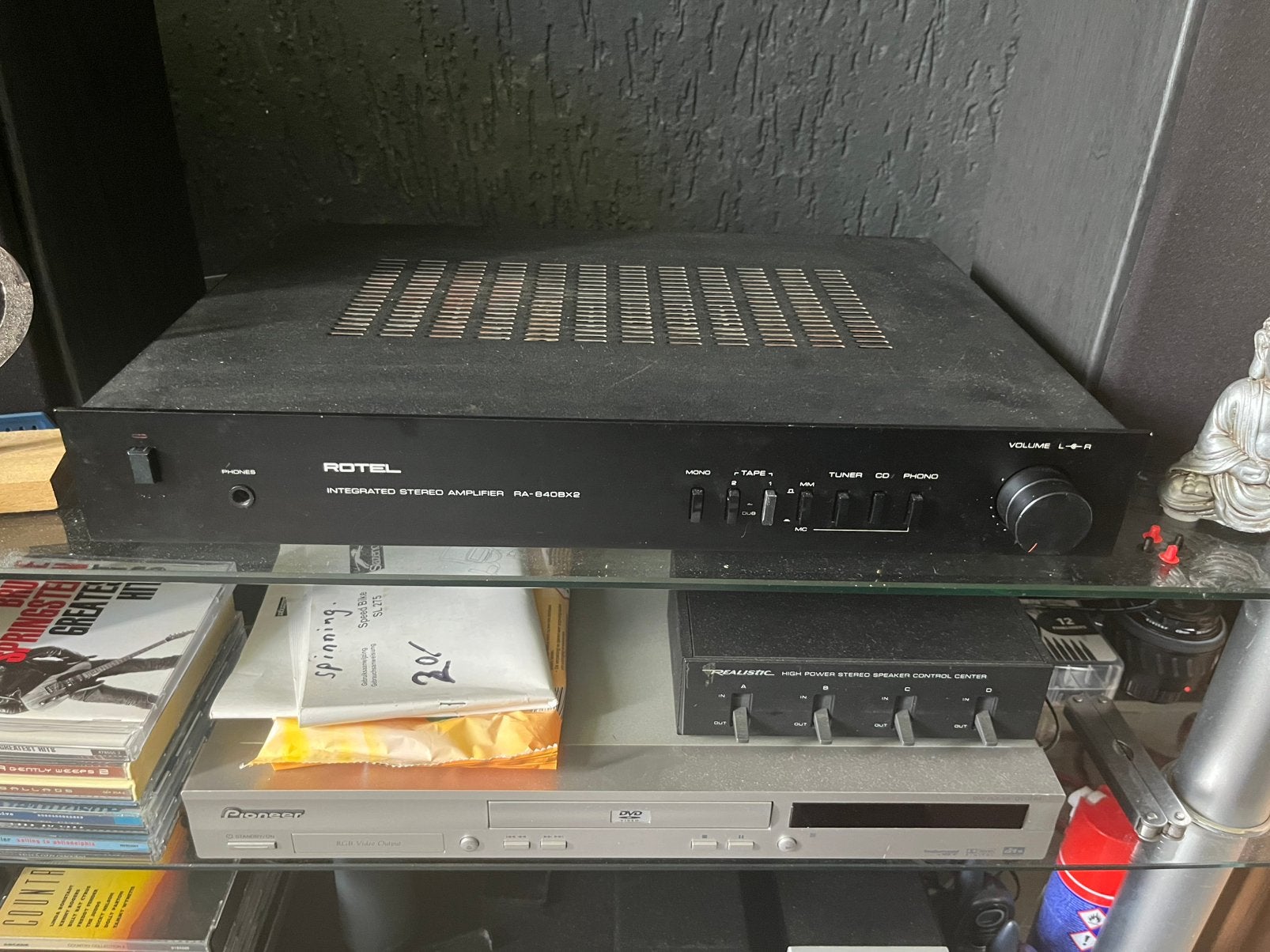 Ik bied hier aan een Rotel ra-840bx2 lees advertentie, Gebruikt, Ophalen, Overige merken, Minder dan 60 watt