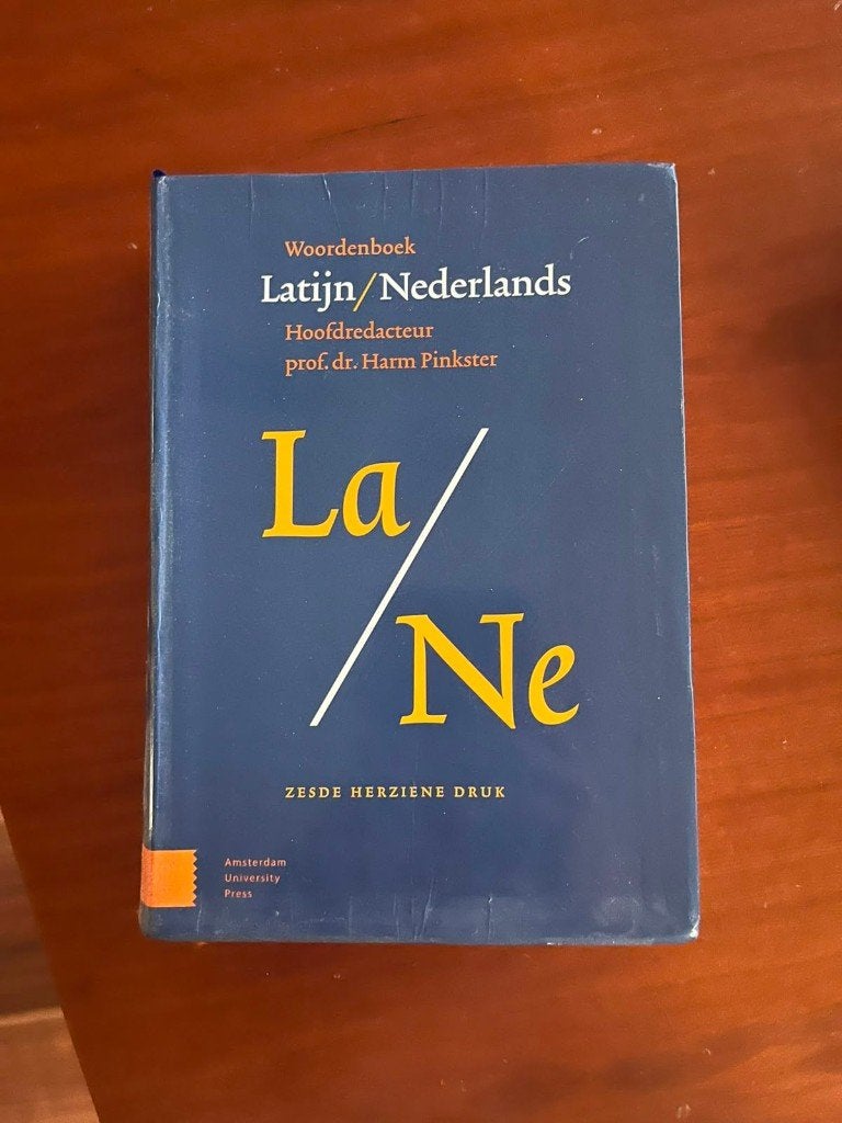 Latijn / Nederlands Woordenboek, Boeken, Ophalen, Zo goed als nieuw, Overige uitgevers, Latijn