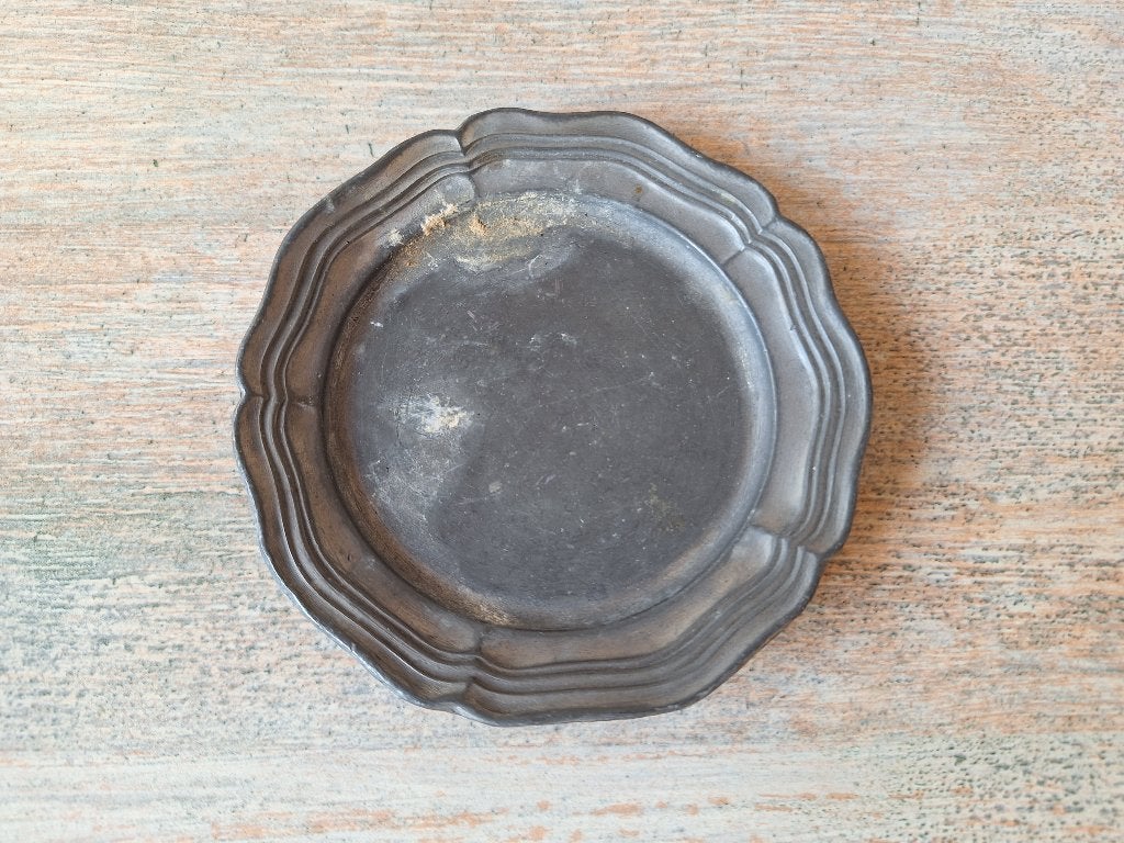 Antiek tinnen schaaltje met geschulpte rand - 12 cm ø, Antiek en Kunst, Ophalen