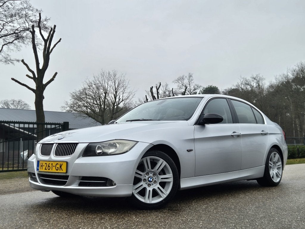 BMW 3-serie 325i Executive AUTOMAAT (bj 2005), Auto's, Automaat, 745 kg, Gebruikt, 2497 cc