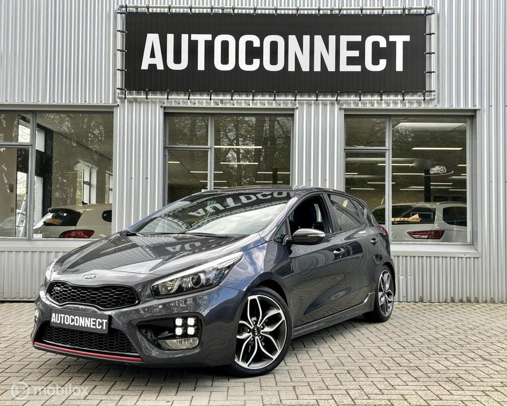Kia cee'd 1.6 GDI GT 204 PK, NAVI, CAMERA, CRUISE, Voorwielaandrijving, Gebruikt, 4 cilinders, Bedrijf