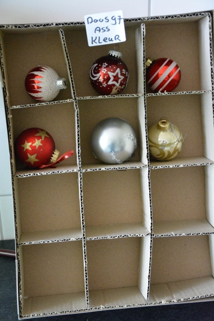 Kerstballen gekleurd Doos 97, Diversen, Ophalen of Verzenden, Zo goed als nieuw