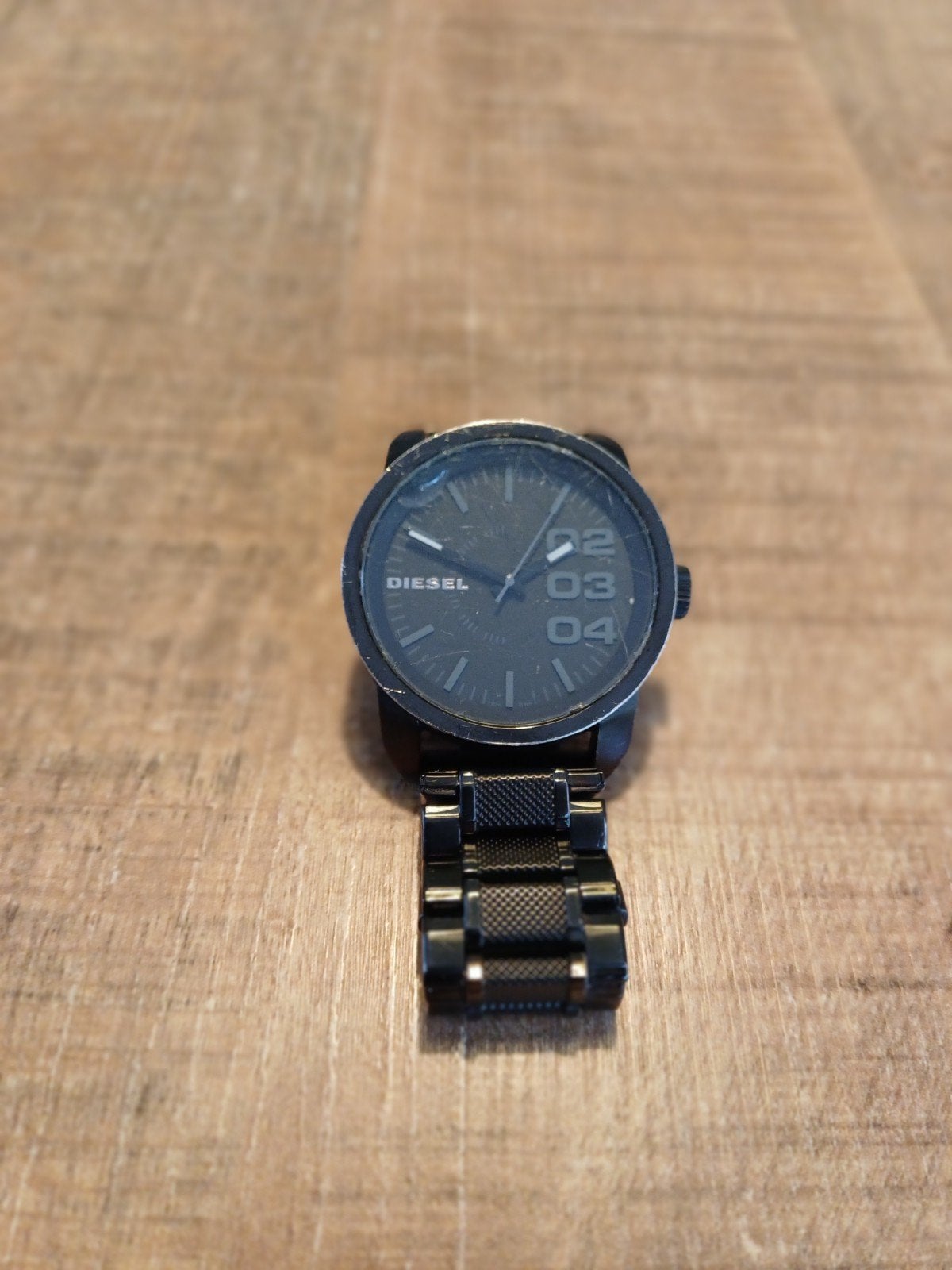 Heel mooi horloge - Zwart met lichte krasjes op glas, Sieraden, Tassen en Uiterlijk, Horloges | Heren, Ophalen of Verzenden, Gebruikt
