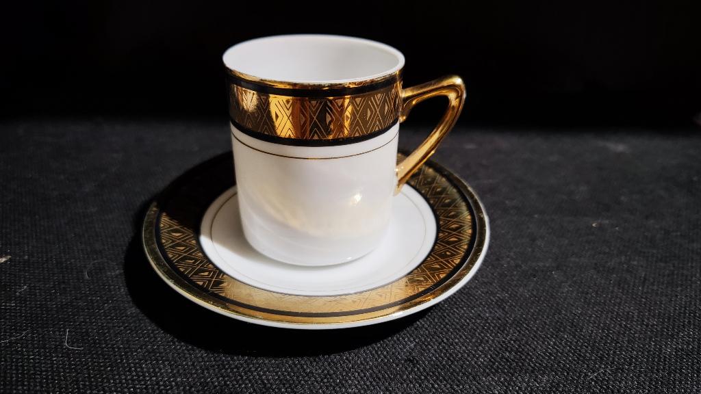 Chic Vintage Versailles Porselein Espressokopje – Zwart, Verzenden