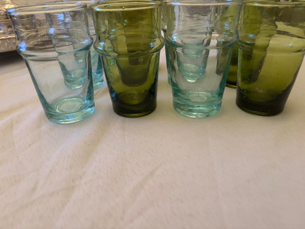 Theeservies met Marokkaanse theepot inc. Dienblad en glazen, Ophalen of Verzenden, Nieuw, Overige typen