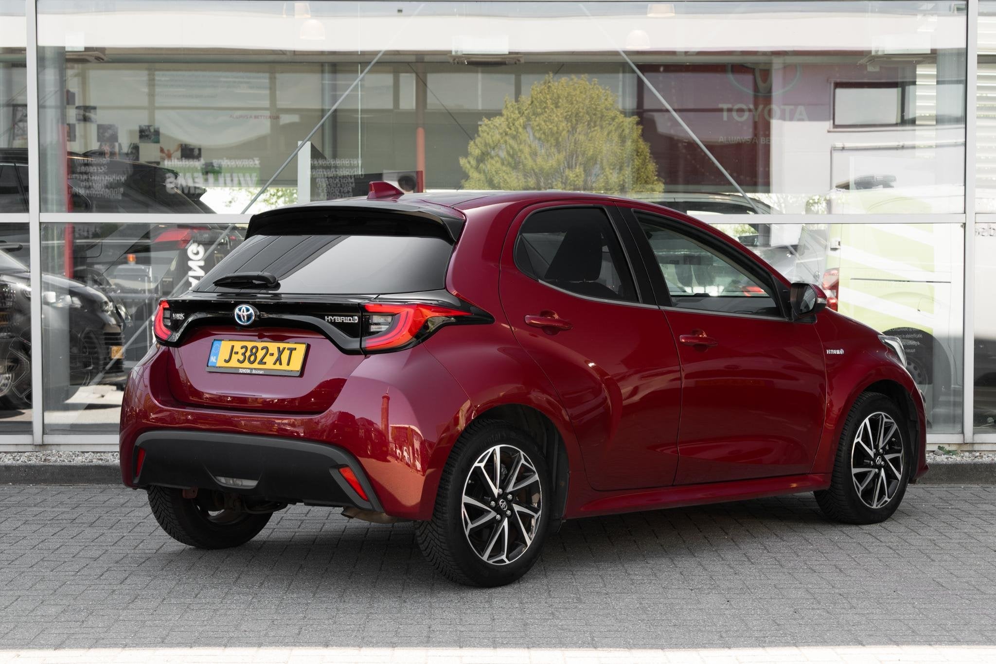 Toyota Yaris 1.5 Hybrid Business Plus, Gebruikt, Euro 6, 49 €/maand, Bedrijf