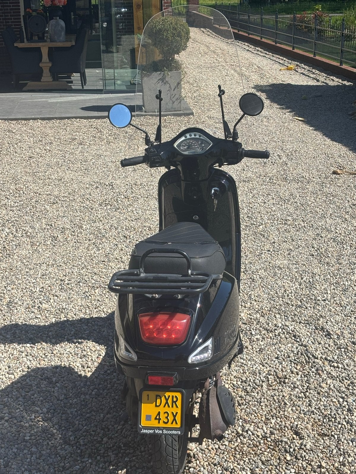 AMG Scooter - Start goed, lichte schade, 3 sleutels, Fietsen en Brommers, Ophalen, Gebruikt, Benzine, Overige merken