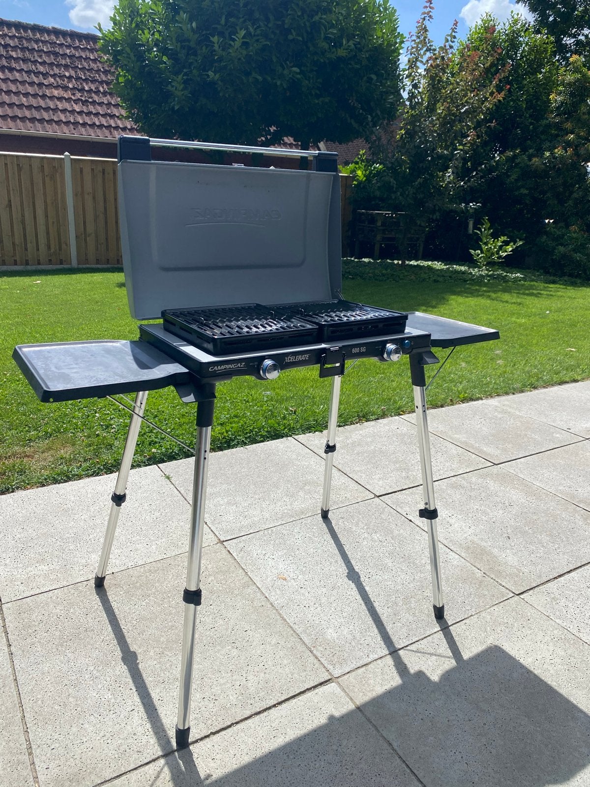 Campingaz 600 SG Xcelerate gasbarbecue met poten, Ophalen, Gebruikt