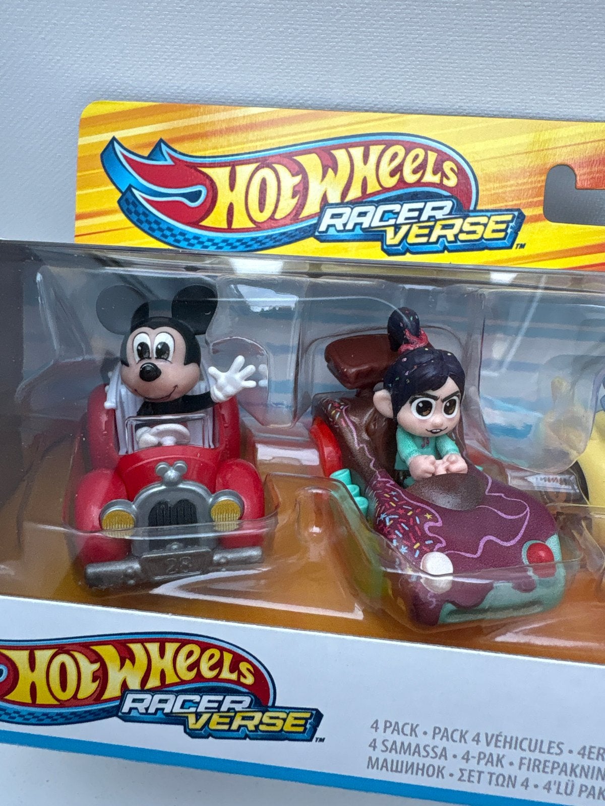 Hot Wheels Racer Verse Disney 4-pack Mickey Vannelope Stitch, Auto, Nieuw, Ophalen of Verzenden, Mattel