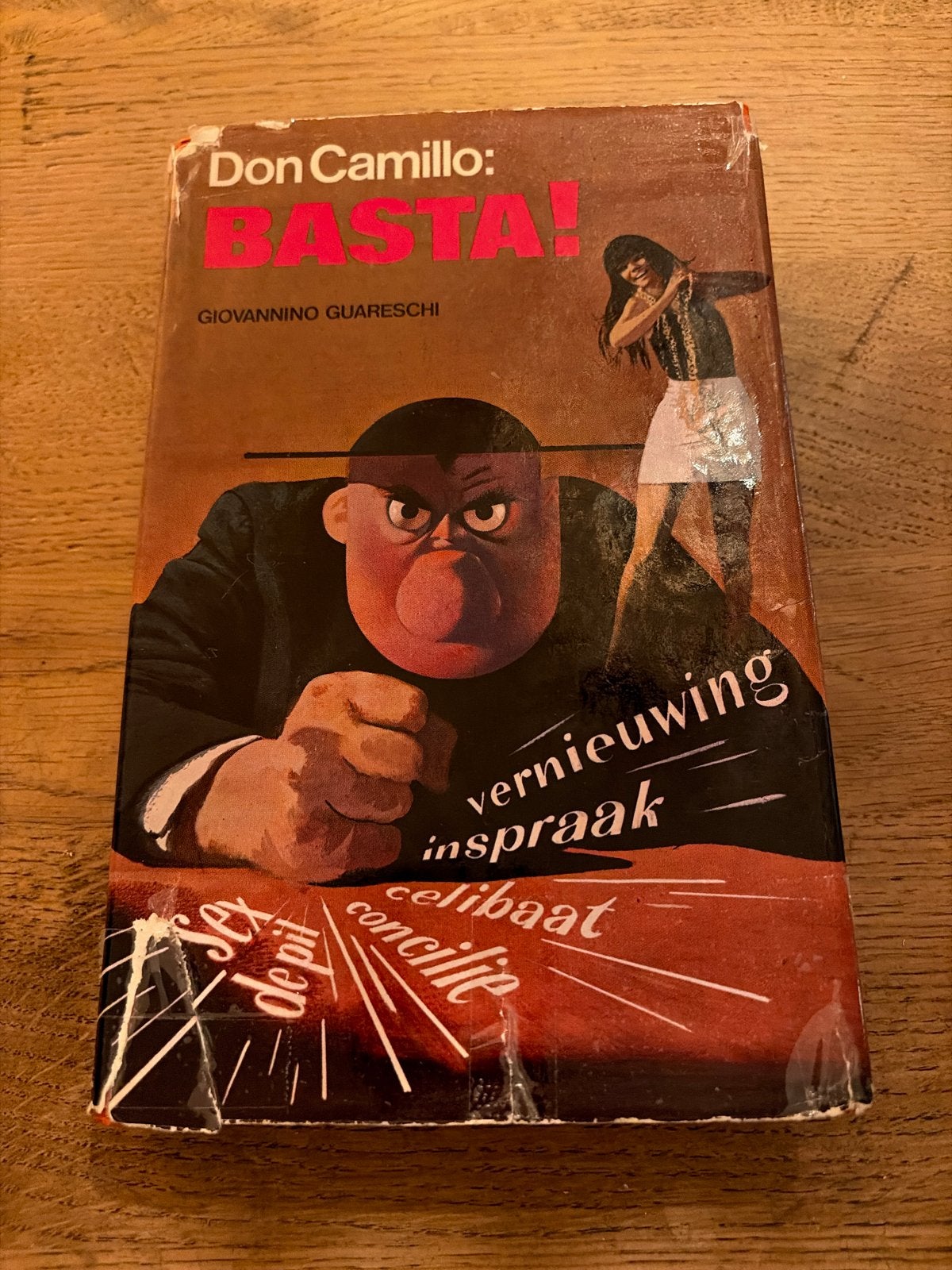 Vintage Don Camillo: Basta! - Giovanni Guareschi (Boek), Ophalen of Verzenden, Gelezen, Europa overig