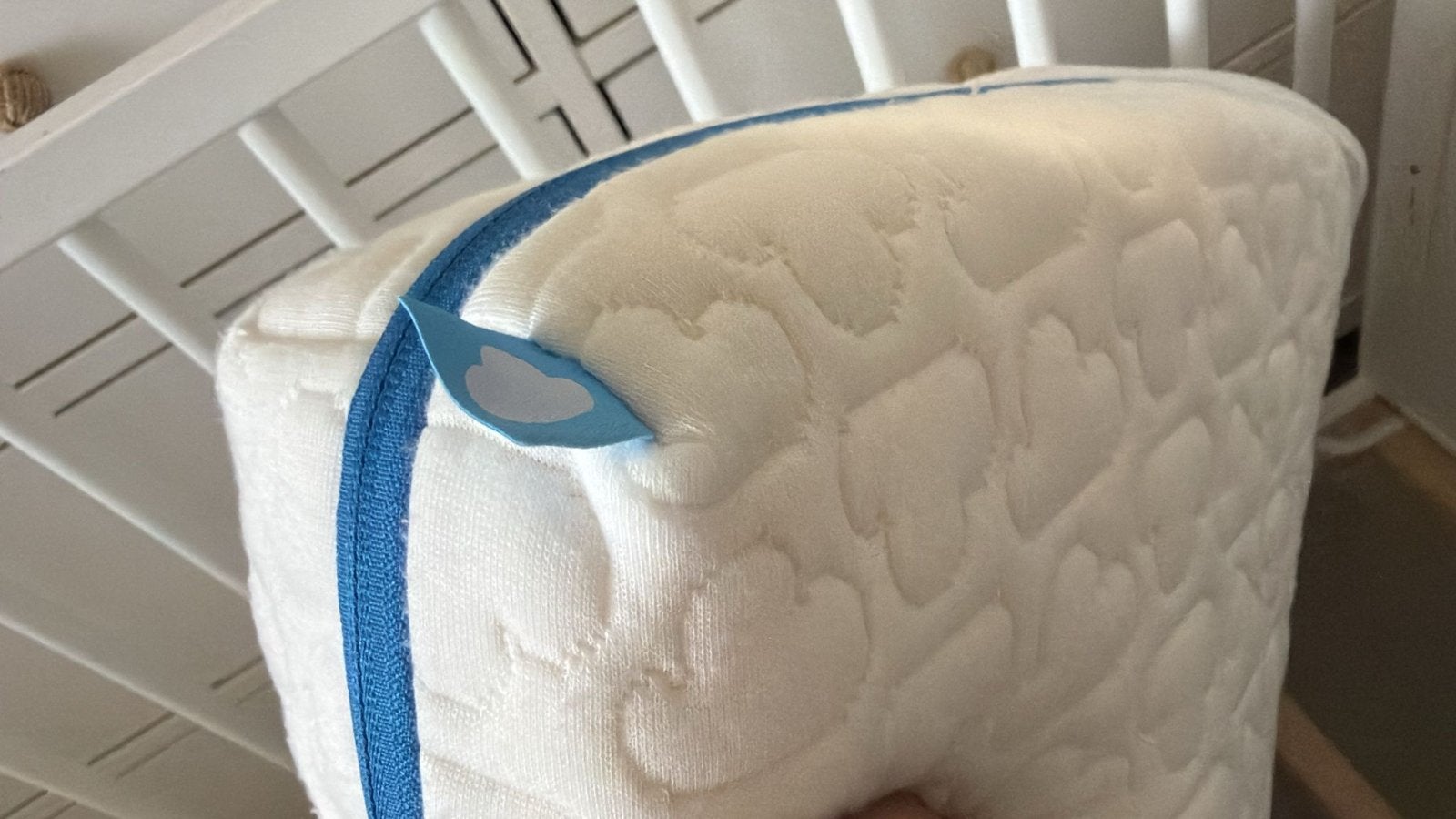 Wit ledikant met matras Aurosleep, Ophalen of Verzenden, Gebruikt, Ledikant