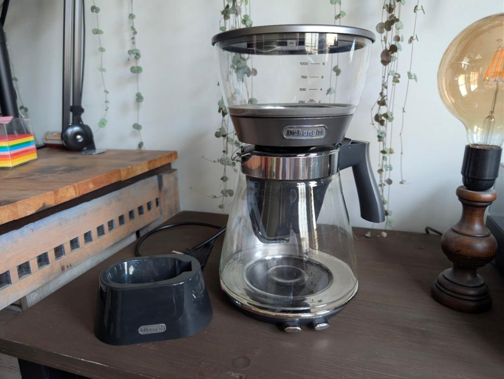DeLonghi Clessidra CM17210 specialty Filterkoffiezetapparaat, Witgoed en Apparatuur, Afneembaar waterreservoir, 10 kopjes of meer