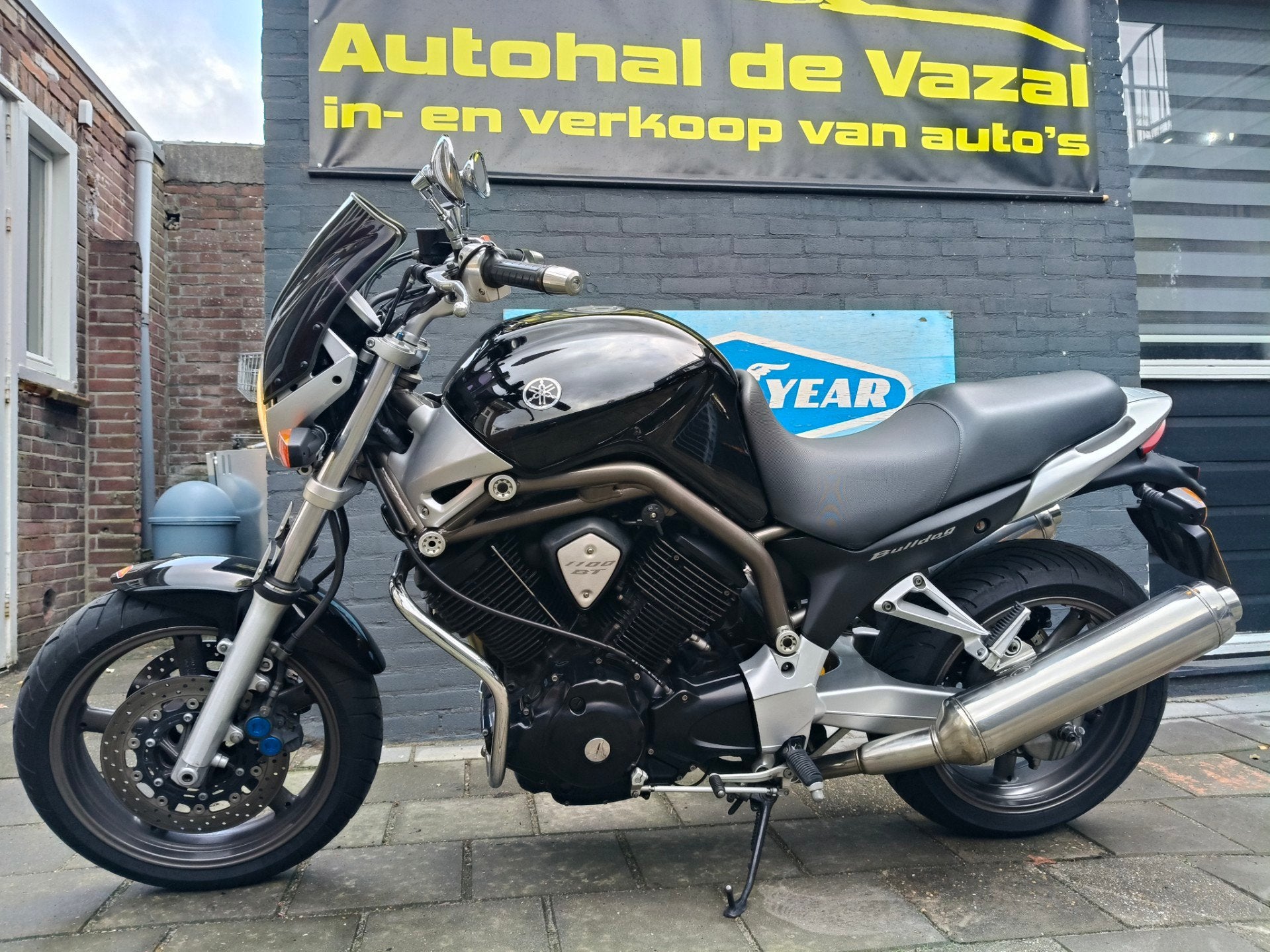 Yamaha Tour BT 1100 Bulldog weinig km's net beurt gehad, Motoren, 1063 cc, Vazalstraat 31
5021 DP  Tilburg, NL, Meer dan 35 kW