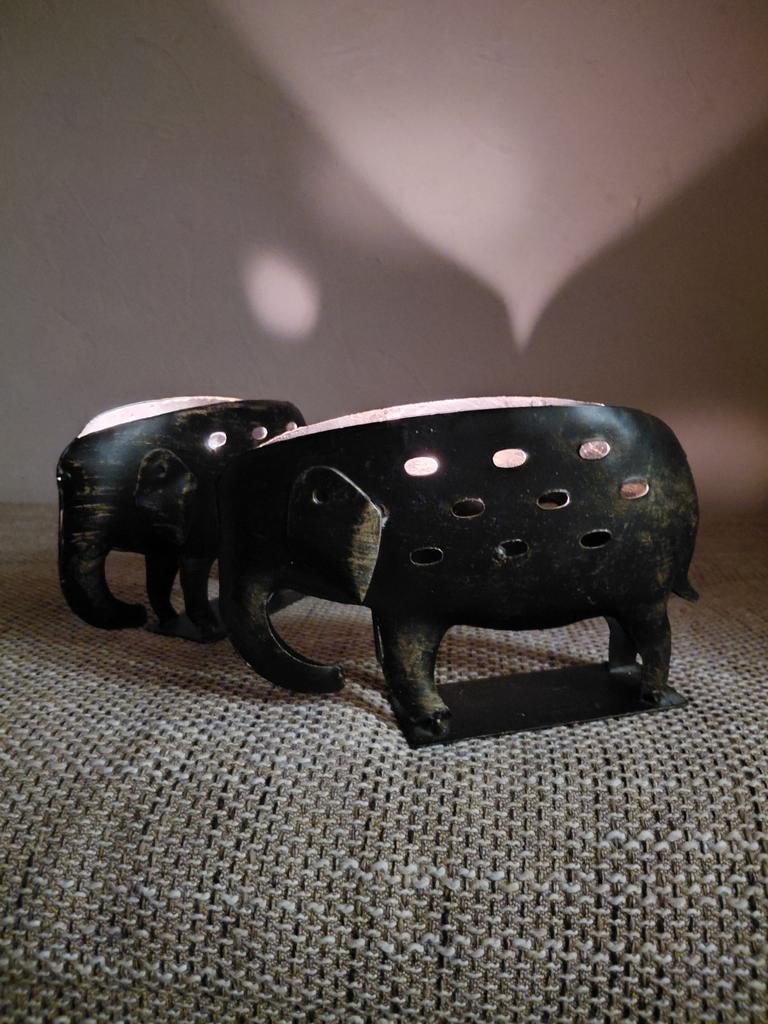 Twee metalen olifanten, 13x20 cm, Gebruikt, Overige kleuren, Ophalen of Verzenden, Metaal