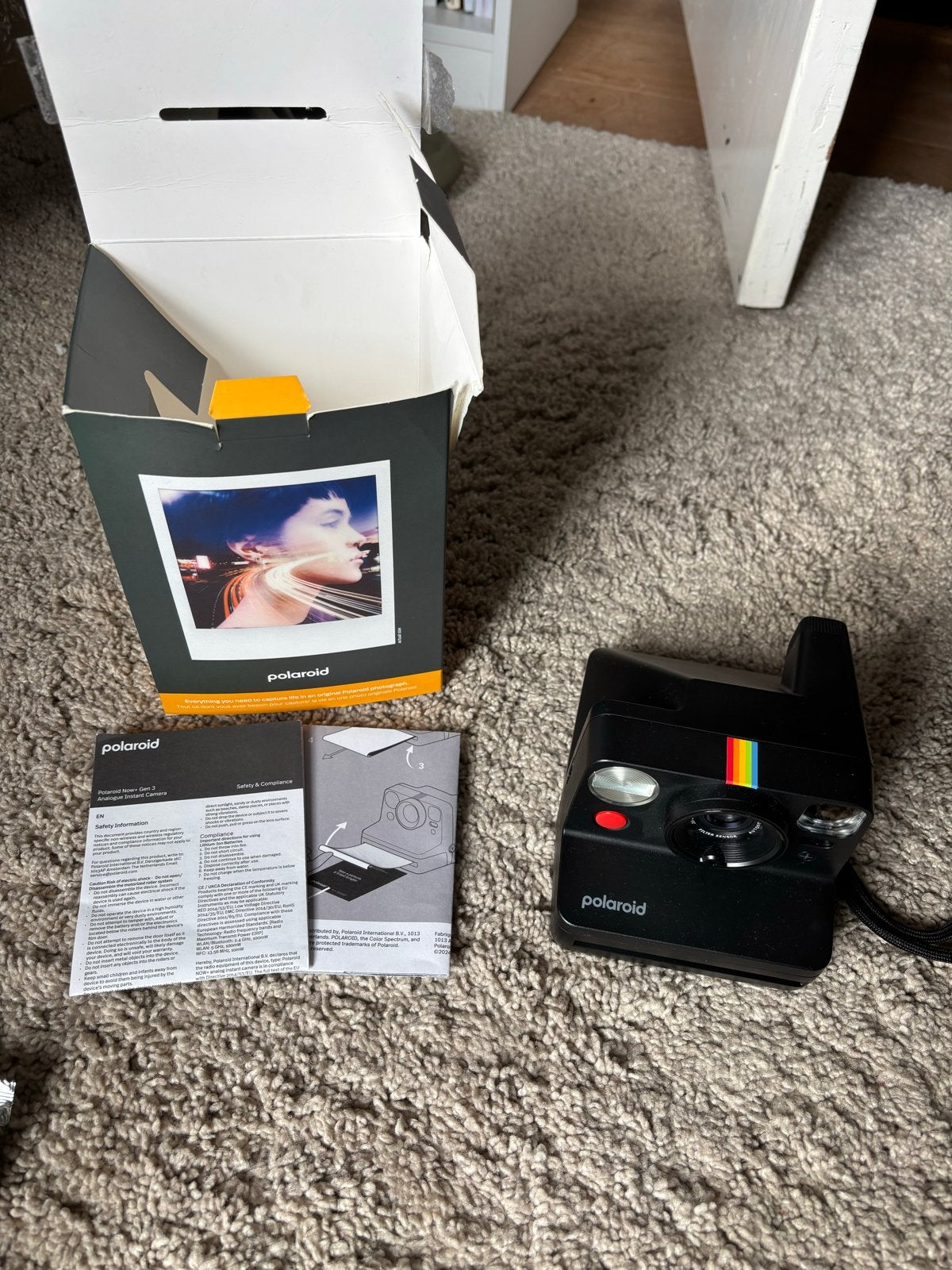 Polaroid Now Instant Camera met 16 instant foto's, Ophalen, Zo goed als nieuw, Overige Merken, Geen optische zoom