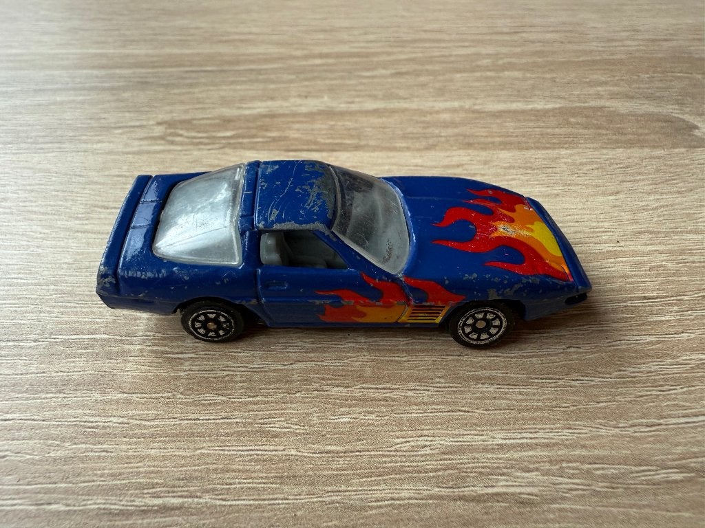Chevy Corvette 1988  1:64 Blue with Flames, Ophalen of Verzenden, Gebruikt, Auto