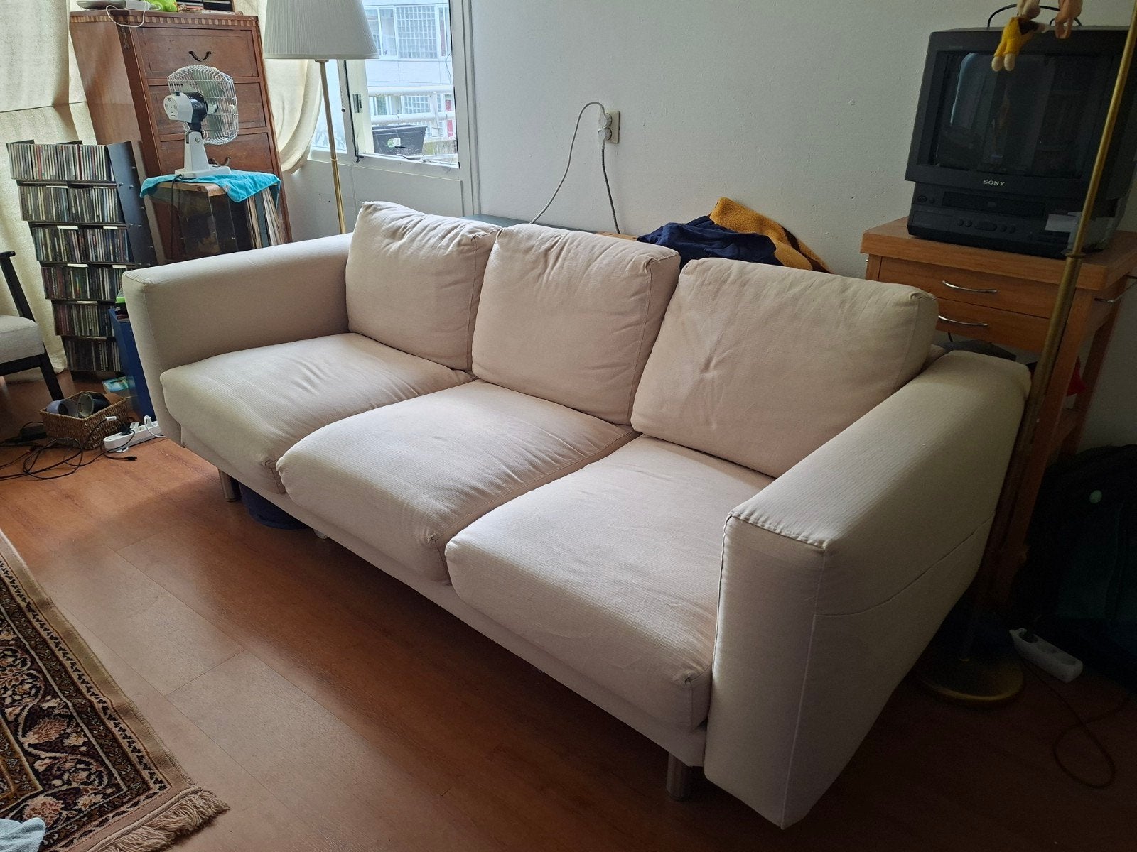 Mooie 3 zits IKEA bank gratis op te halen in Leiden, Ophalen, Gebruikt, Driepersoons, 75 tot 100 cm