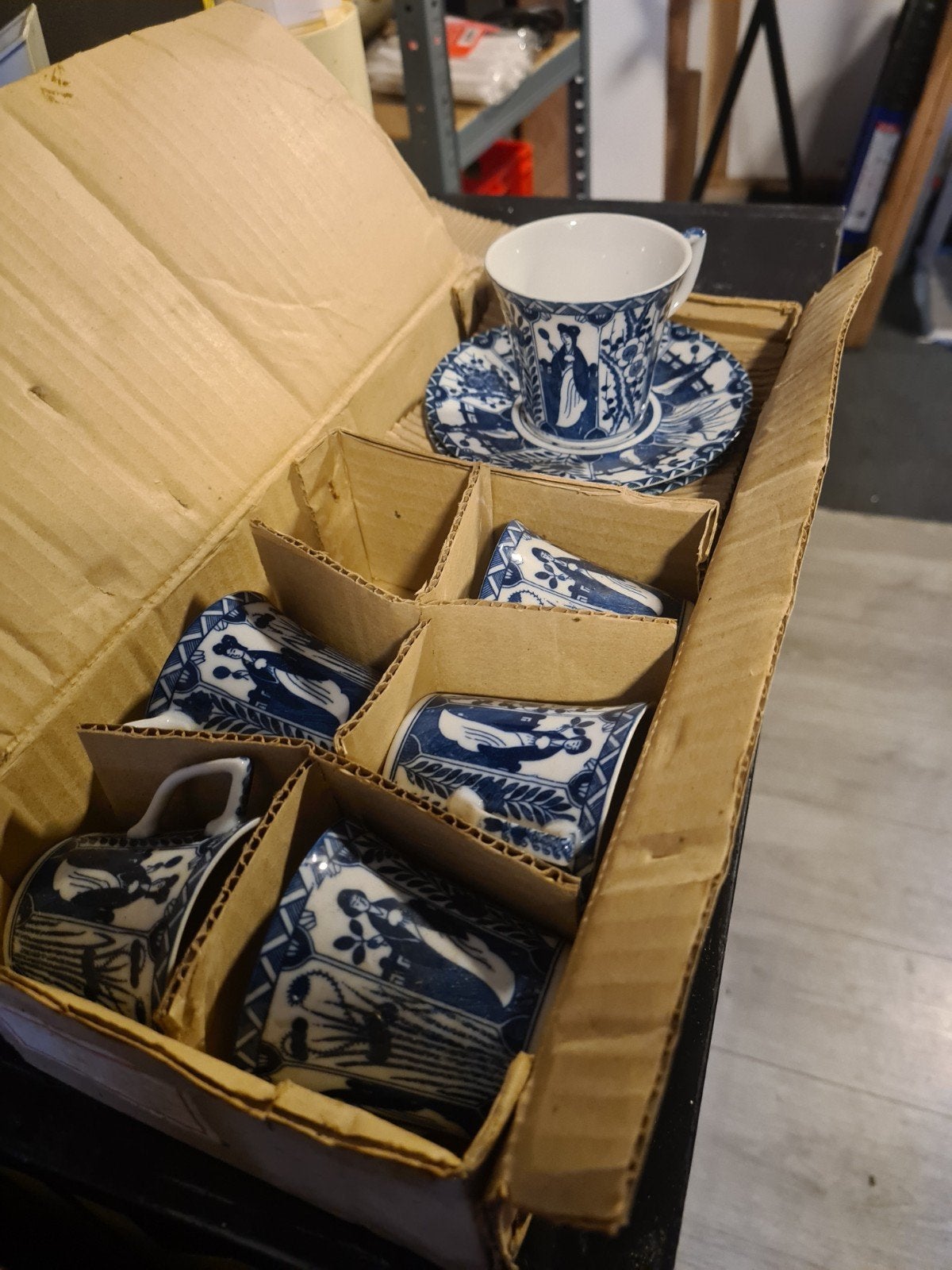 oude kopjes nieuw in doos, Ophalen of Verzenden, Nieuw, Zwart, Schort