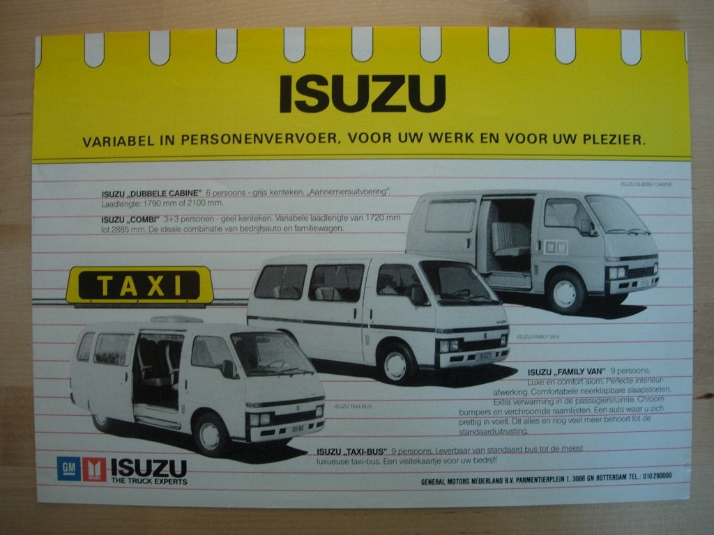Isuzu Combi Personenbus Brochure ca 1985 – Bus WFR, Ophalen of Verzenden, Zo goed als nieuw, Overige merken, Isuzu