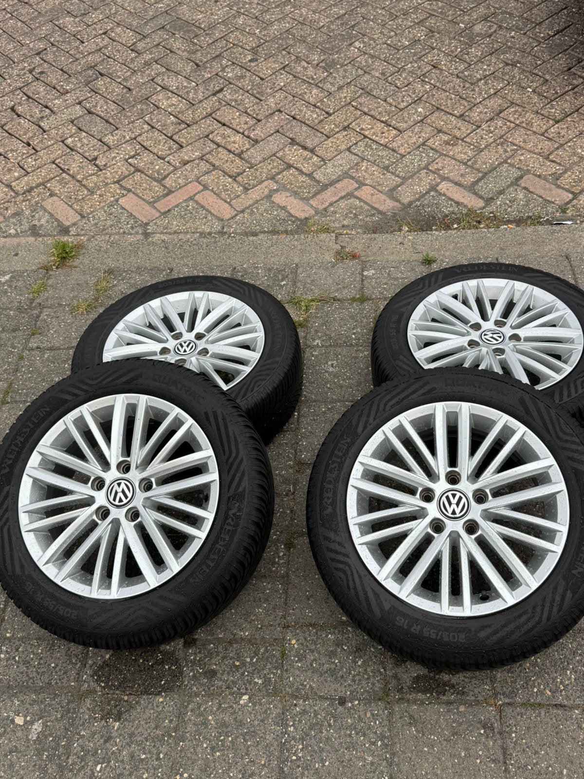 Originele 16" VW Golf Cup Velgen + Vredestein All-Season, Ophalen, Volkswagen
