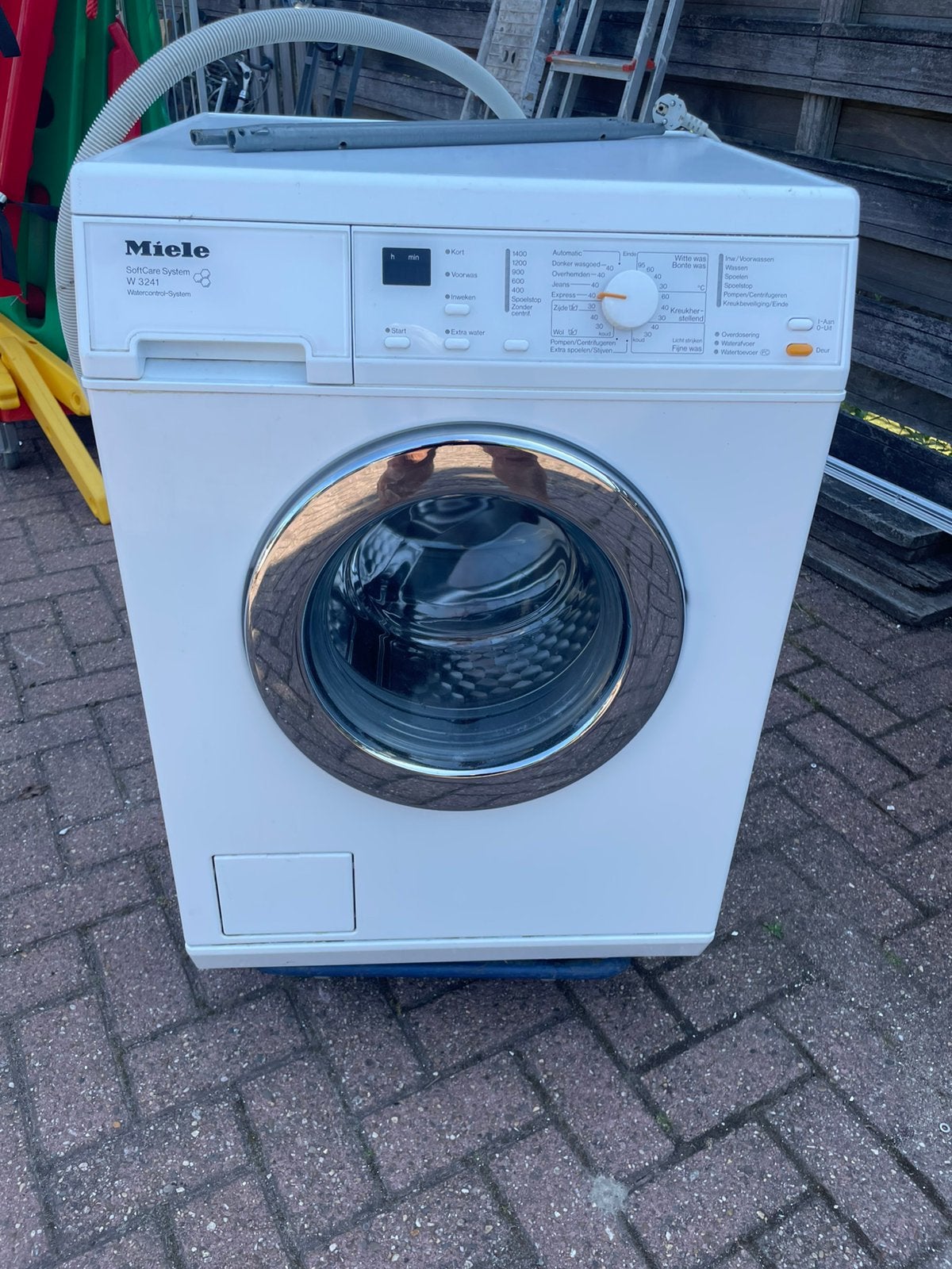 Miele W3241 - Wasmachine, Ophalen, 1200 tot 1600 toeren, Gebruikt, Voorlader