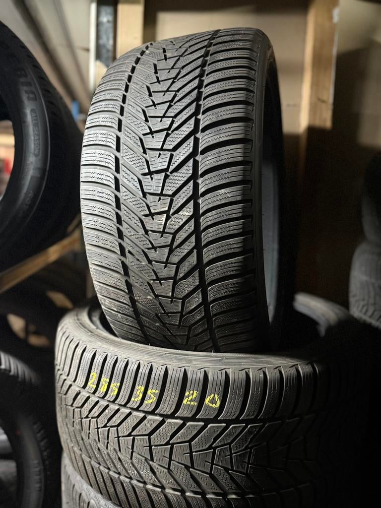 285/35R20 2853520 HANKOOK 5mm inclusief monteren, Ophalen, Gebruikt, 285 mm, Winterbanden