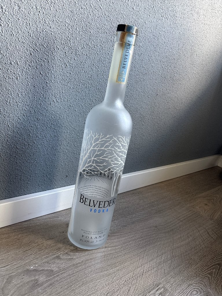 Belvedere vodka fles leeg, Verzamelen, Ophalen, Gebruikt, Verpakking